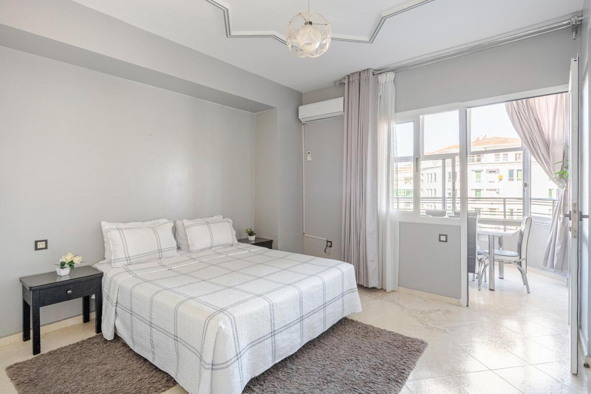 Oceanview Apartment With Stunning City View Tangeri Esterno foto