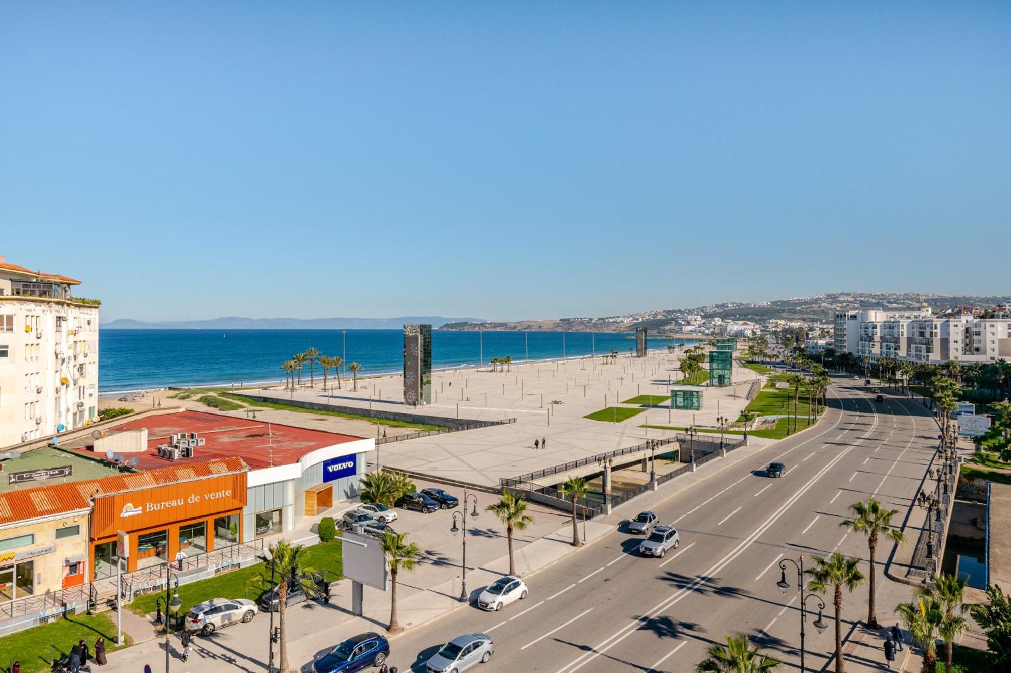 Oceanview Apartment With Stunning City View Tangeri Esterno foto
